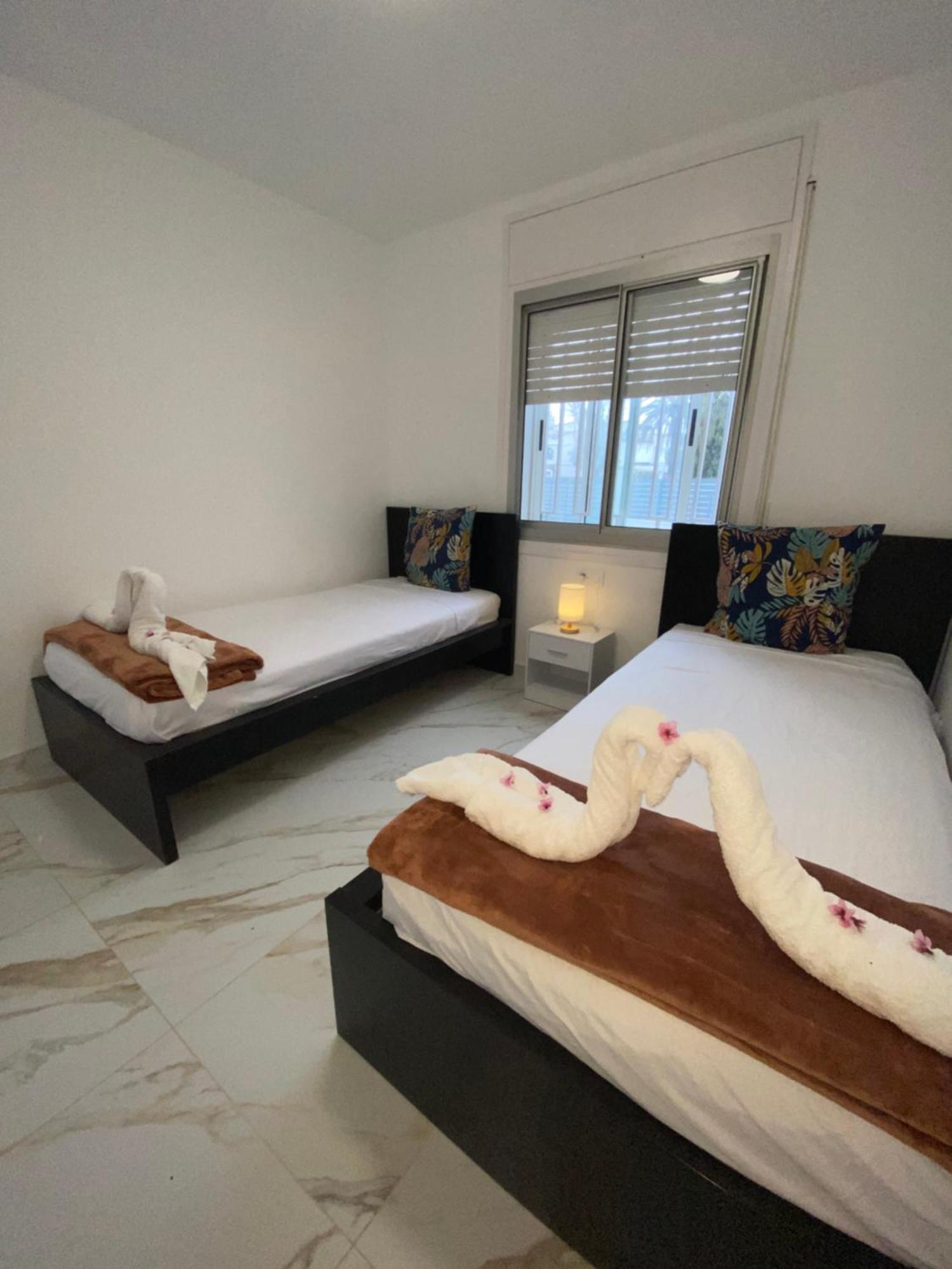 شقة Requesens Playa إمبوريابرافا المظهر الخارجي الصورة